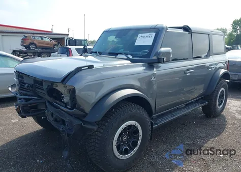 2023 Ford Bronco Outer Banks из США, поврежденный, VIN 1FMEE5DP8PLC01984